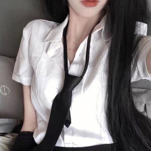 怪物就在我们之间 在线观看